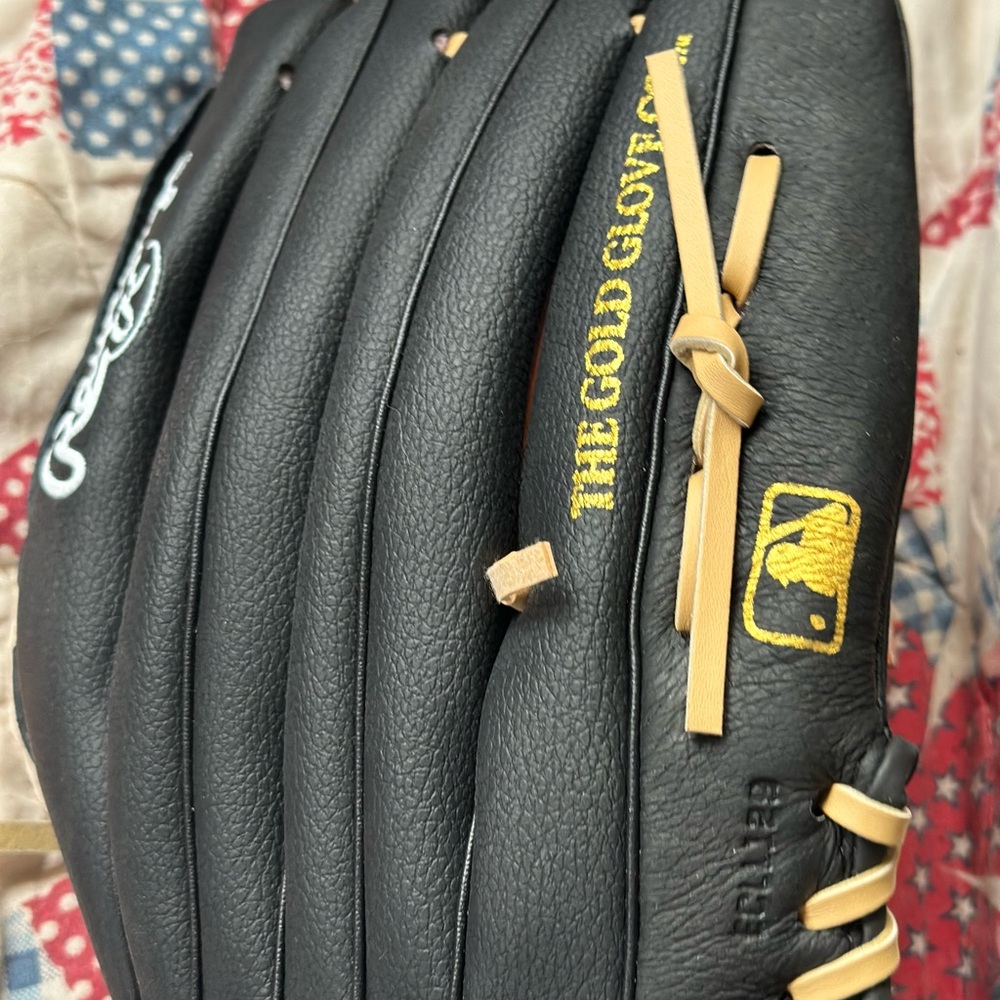 Rawlings Black and Gold Baseball Glove with Leather Lacing